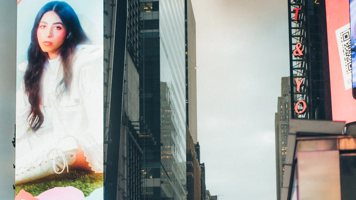 The Benefits of Using Uber 4G LCD Screens for Advertising