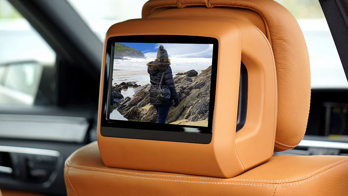 Инновационные возможности задних экранов для автомобилей: Развлекательные технологии и рекламные функции