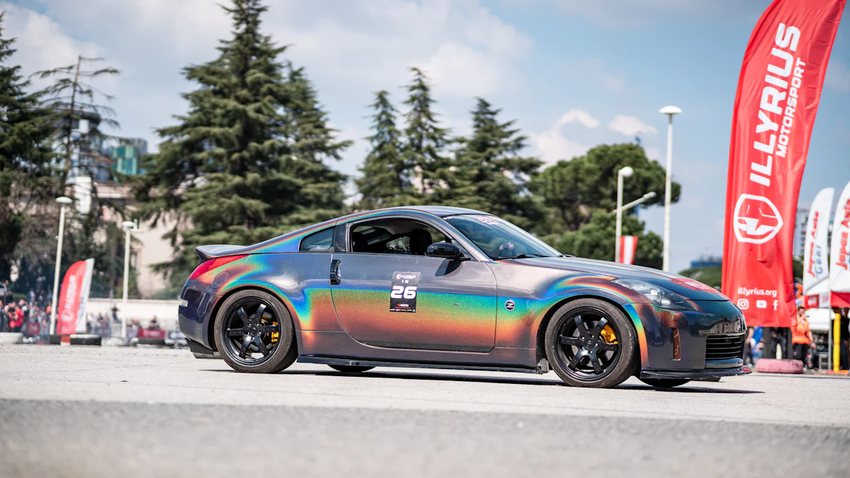 Заработайте дополнительный доход с помощью оплачиваемой рекламы на своем автомобиле