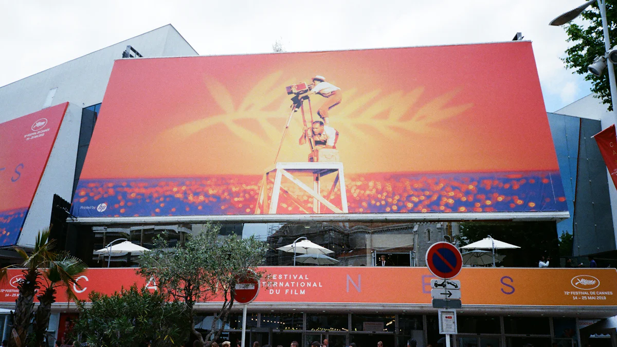 Роль мобильной рекламы на автомобилях в современном мире