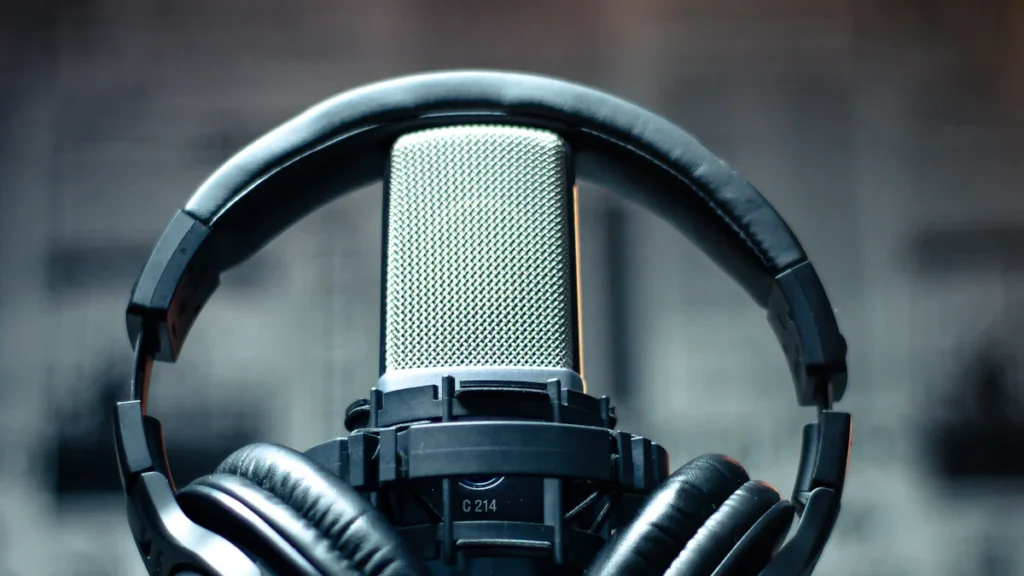 2024 Guide: Exploring 2.4 GHz Wireless Microphones for Headsets