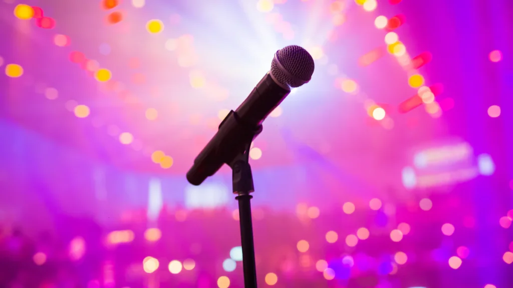5 Benefits of Wireless IEM Systems for Stage Performers