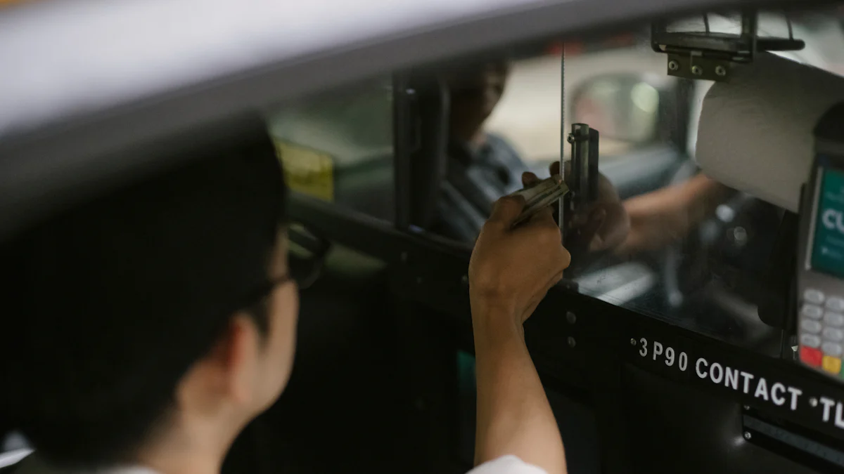 2024年出租车电子服务卡新的投资方向揭秘:三四线城市出租车电子监督牌的创业优势