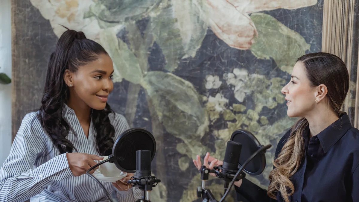 4 Best Microphones for Singers in a Group Setting
