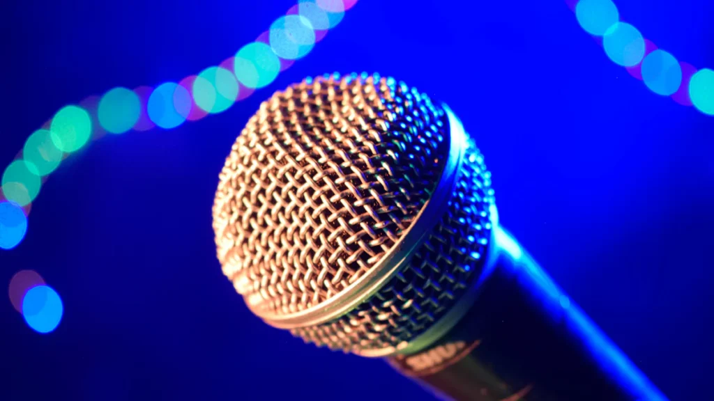 Essential Features of Wireless Microphones for Churches