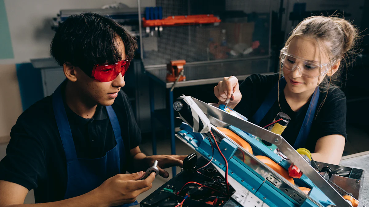 Challenges and Opportunities for Automotive Marketing Firms in the Era of Industry 4.0