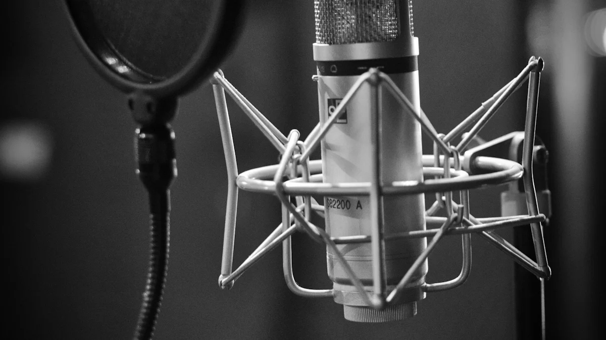 Exploring the Versatility of Lavalier Microphones for Different Recording and Performance Needs