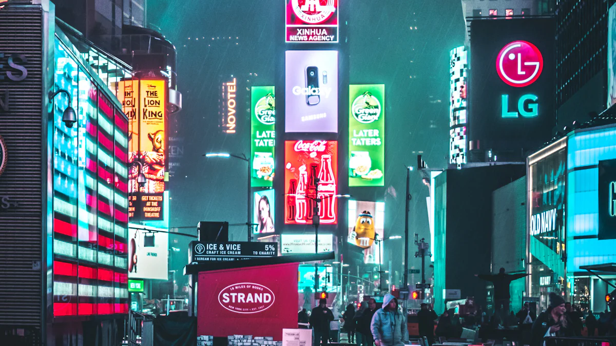 Understanding Out of Home Advertising: Benefits and Challenges