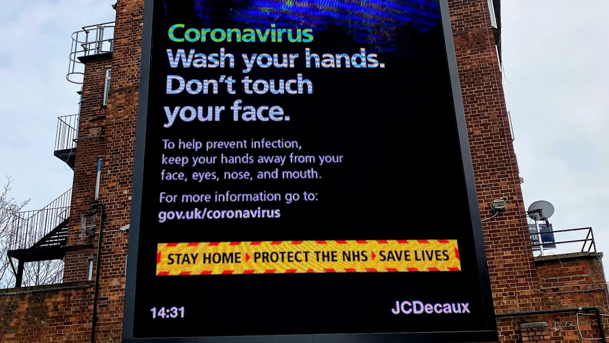 2024 Guide to Bus Advertising Machine: Formats, Targeting, and Design