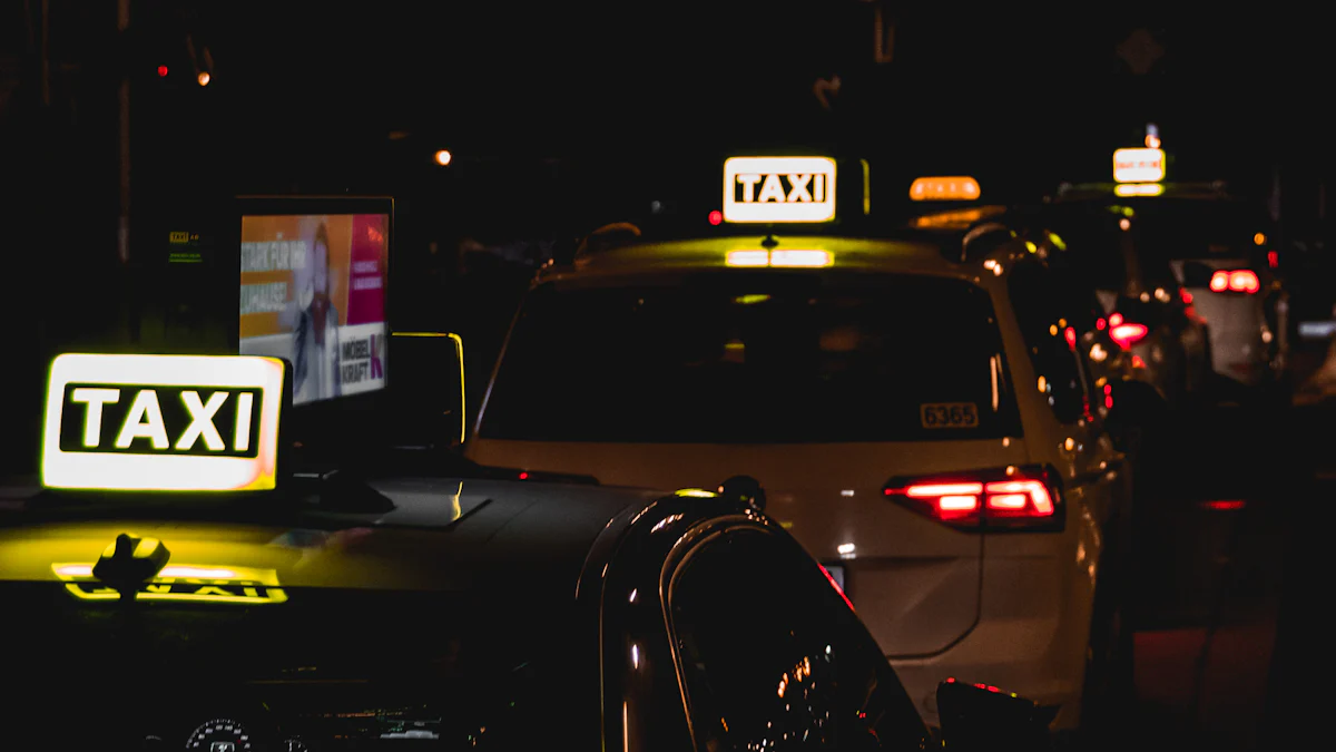 Влияние роботакси на традиционные такси и общественный транспорт в 2024 году