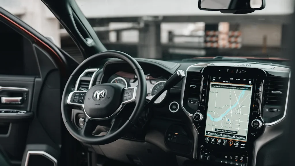 Yandex Go Taxi LCD Screen: реклама в такси для эффективного мобильного продвижения
