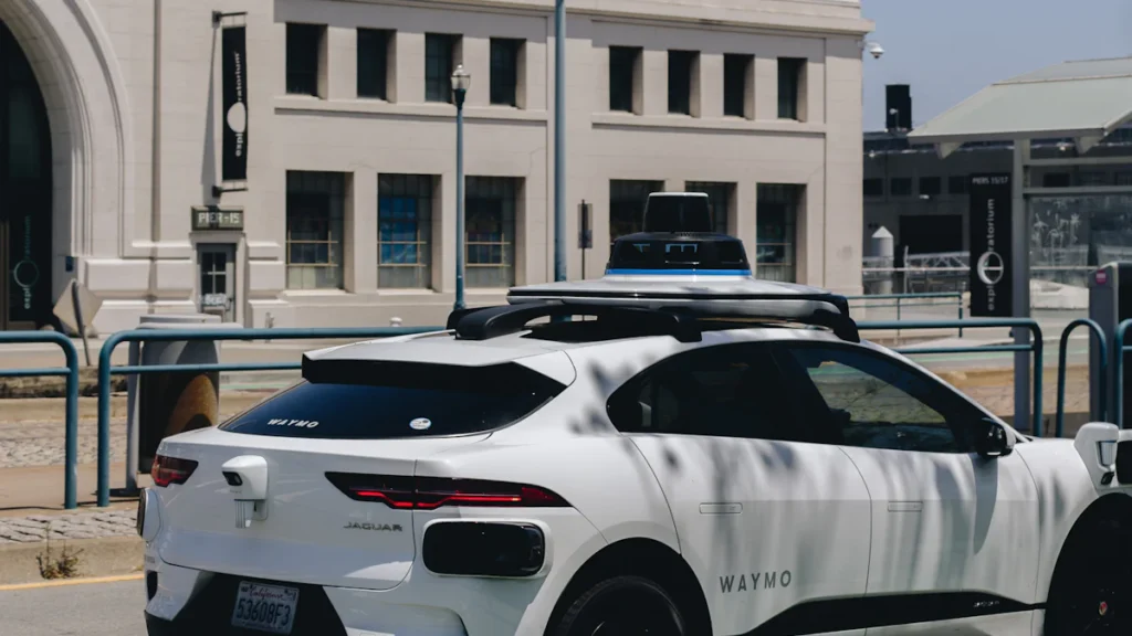 2024 Yılında Google Tarafından Satın Alınan Waymo: Otonom Sürüş Teknolojisi ve Geleceği