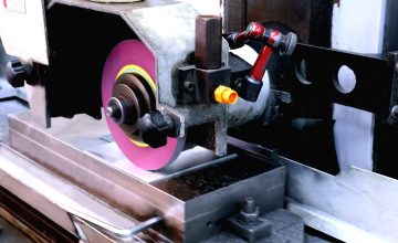 磨床作业中2 砂轮特写 IMG_3598